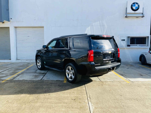 Imagen 3 de 15 de Chevrolet Tahoe 2015 5p Lt V8/5.3 Aut 2da/cubo