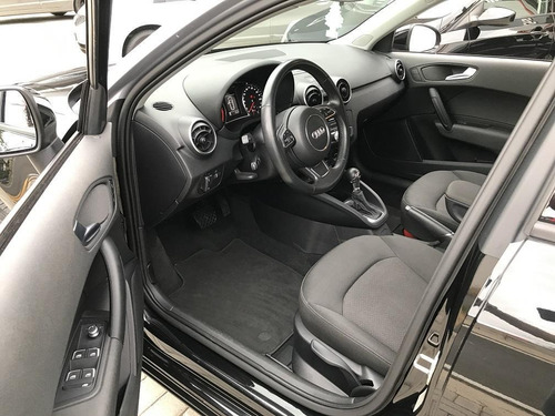 A1 Sportback 1.4 Sport Autom 2016 Troco E Financio
