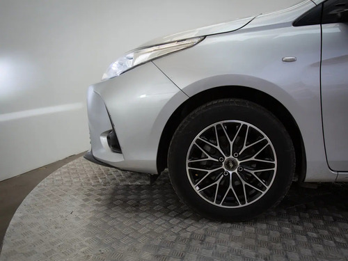 Toyota Yaris 1.5 Sedan Gli E Mt 2022