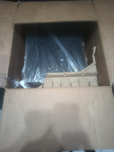 Servidor Dell Torre Poweredge T150 E-2314 16gb 1tbssd-2tbhdd (Usado)