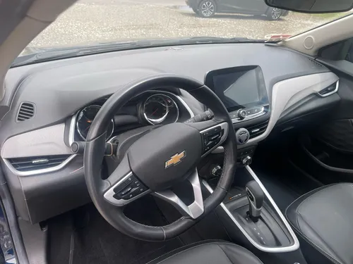 Chevrolet Onix 1.0T Premier Sedan At