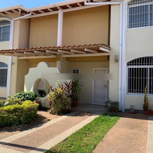 Townhouse En Venta Conj. Res. Villas Geicas Fm*