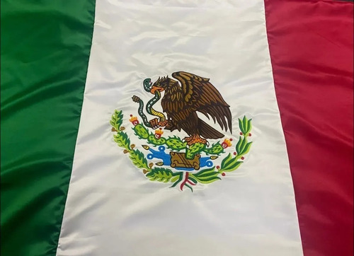 Bandera De Mexico Bordada En Hilos De Colores 90x1.58