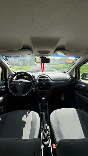 Fiat Punto 1.4 Attractive C/radio Integrada