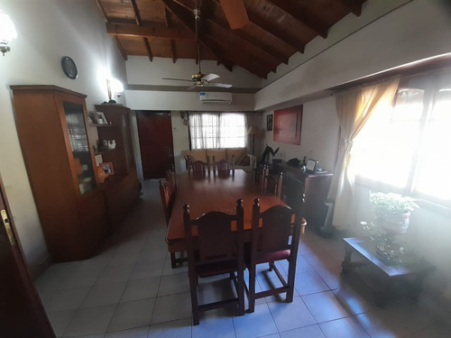 Chalet En Venta En Ezpeleta Este
