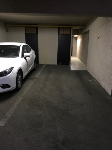 Imagen 2 de 4 de Arriendo De Estacionamiento En Las Condes