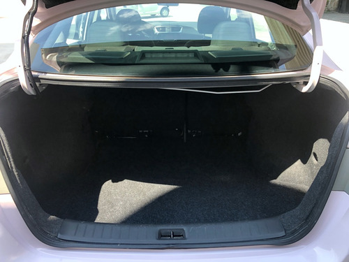 Imagen 10 de 15 de Nissan Sentra Advance Automatico 1.8l 2019 Iva Credito Finan