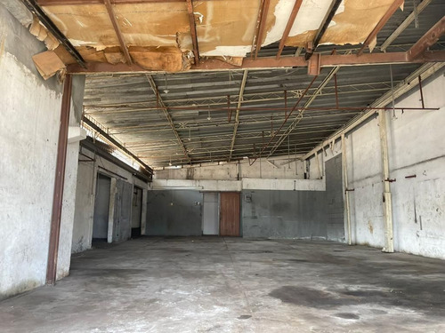 Bodega Comercial En Venta En Real De Minas En Guadalupe