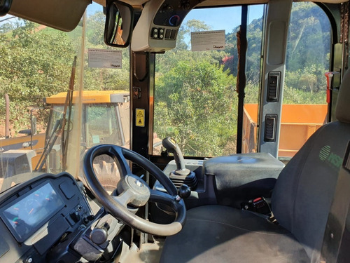 Imagem 11 de 15 de Pá Carregadeira Caterpillar 950h Ano 2015 Komatsu / Volvo