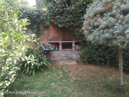 Casa En Venta En Huixquilucan, La Herradura Am. 24-1513