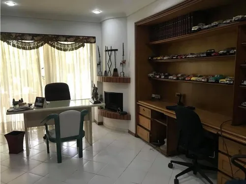 Casa En Venta El Poblado 1 Nivel El Tesoro