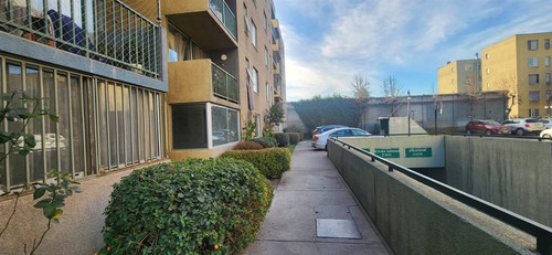Departamento En Venta De 3 Dorm Estac Patio En Santiago