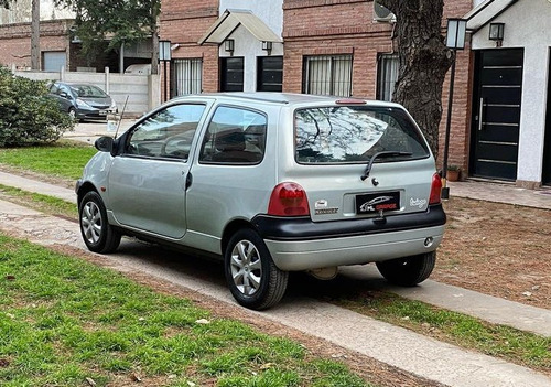 Imagen 5 de 6 de Renault Twingo 2002 1.2 Authentique