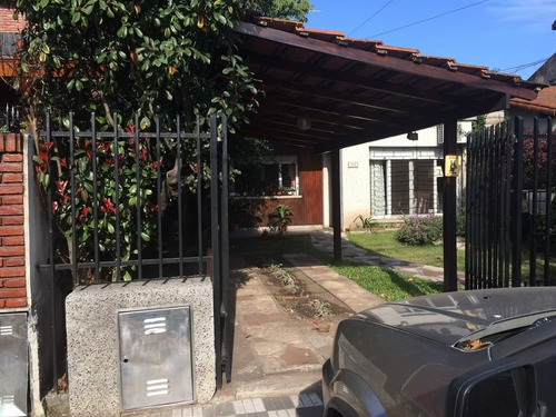 Casa En Venta - 2 Dormitorios 2 Baños - Cochera - 383mts2 - Ituzaingó