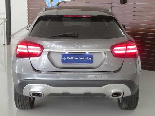 Mercedes-benz Gla 200 1.6 Cgi Flex Advance 7g-dct
