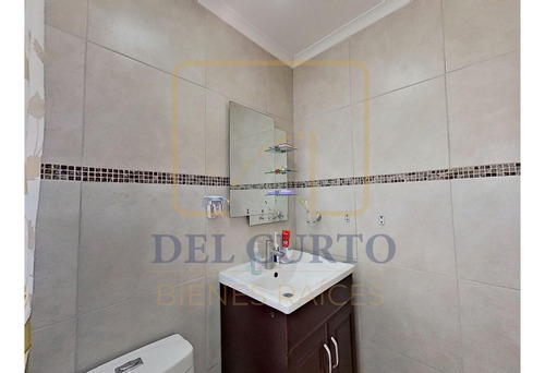 Casa Remodelada En Barrio Residencial 4d | 3b