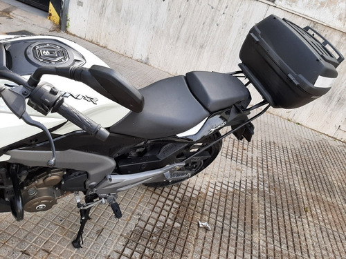 Imagen 4 de 7 de Bajaj D400