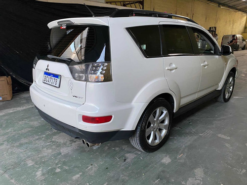 Imagem 8 de 15 de Mitsubishi Outlander 2011 3.0 V6 Gt 4wd 5p