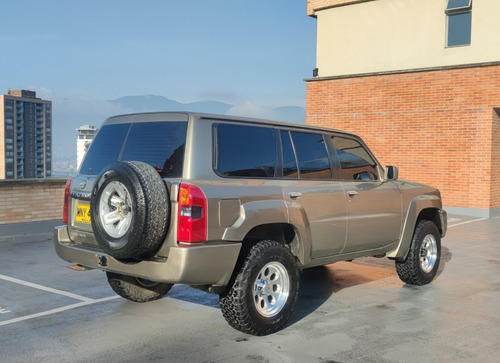 Imagen 6 de 10 de Nissan Patrol Grx 4x4