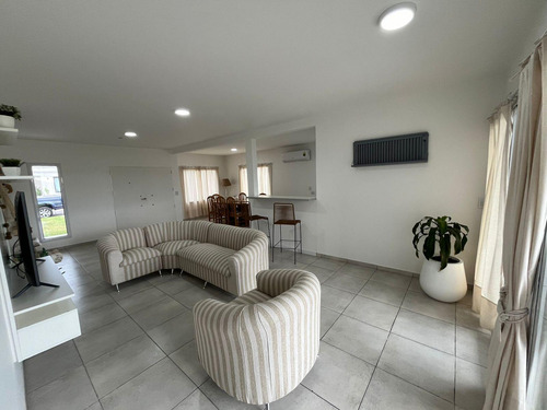 Casa En Alquiler En El Barrio San Felipe