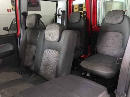 Imagem 4 de 15 de Fiat Doblò 1.8 Mpi Essence 7l 16v Flex 4p Manual