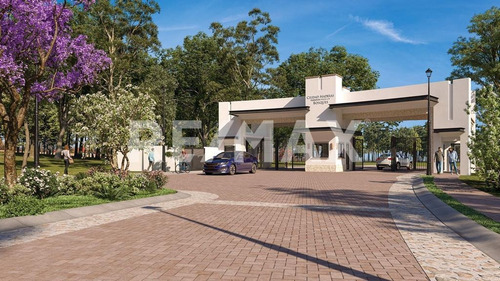Imagen 3 de 10 de Terrenos Premium En Queretaro Bosques - (2)