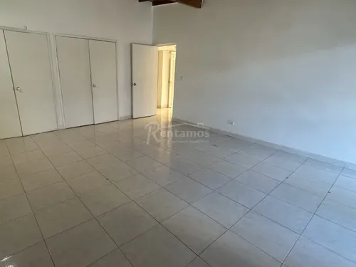 Local En Arriendo En Laureles. Cod A776068