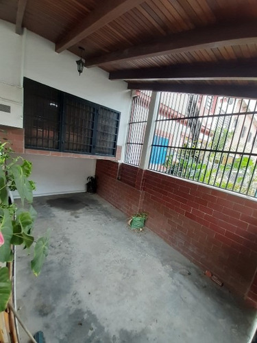 Imagen 14 de 14 de Uso Comercial 5 Hab 4 Ba 1 Pe Urb Guaicaipuro Caracas