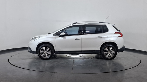 Peugeot 2008 1.6 Feline