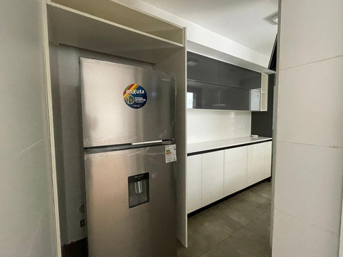 Imagen 13 de 30 de Departamento - Puerto Buceo- 3 Dorm Y Servicio Completo- 3 Gges Con Renta