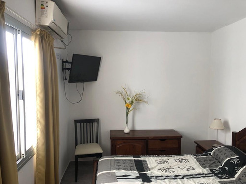 Imagen 13 de 14 de Moderno Departamento, 2 Dormitorios Con Balcón, En Cofico!!!