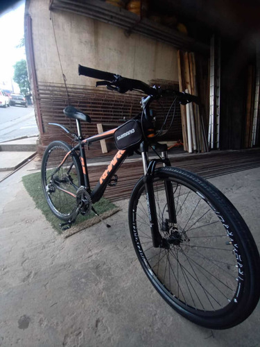 Bicicleta Rharu R1
