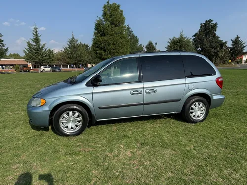 Chrysler Voyager Lx At