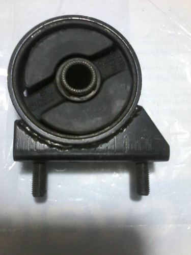 Base De Motor 21840-22300 / Hyundai Accent 1.5 - Delantera