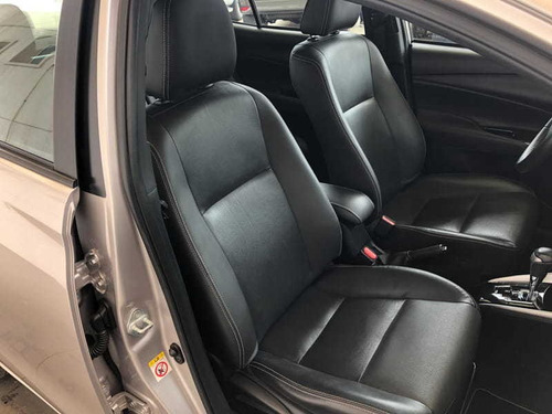 Imagem 13 de 15 de Toyota Yaris Hb Xls 1.5 At 2019