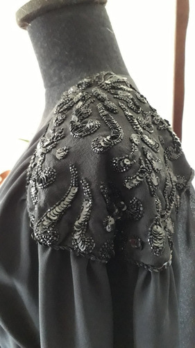 Vestido Fiesta Sra Negro Con Bordado En Hombros Y Cinto