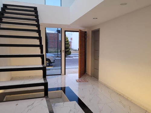 Imagen 7 de 12 de Casa Sola En Venta Privadas De La Herradura
