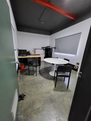Imagen 3 de 26 de Se Vende Galpon, Av Los Aviadores, Barrio San Luis 04144583299