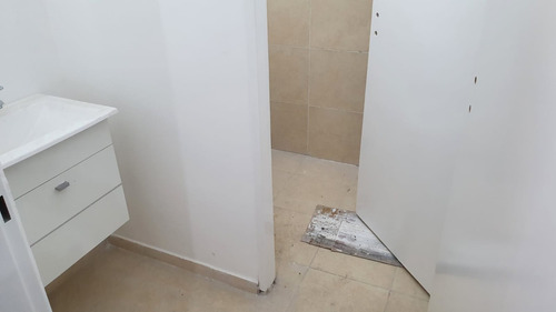 Excelente Ubicación Seguridad Apto Para Varios Y Diversos Emprendimentos