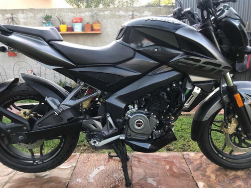 Bajaj Rouser Ns
