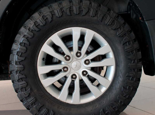 Imagem 4 de 12 de Mitsubishi Pajero 4x4 Hpe D 2016