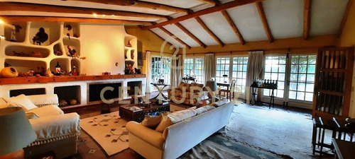 Imagen 6 de 23 de Venta De Casa Patronal Y Campo En Santa Cruz