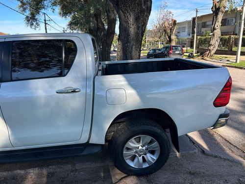 Toyota Hilux 2.7 Cd Srv Vvti 4x4