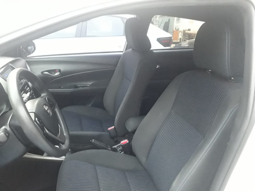 Toyota Yaris Toyota Yaris 1.5 XL Plus Connect CVT (Flex)