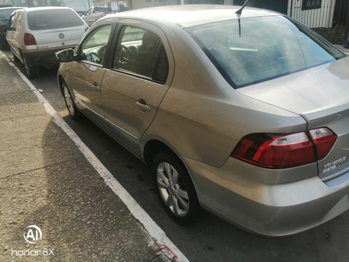 Volkswagen Voyage 1.6 Vht Comfortline Total Flex I-motion 4p