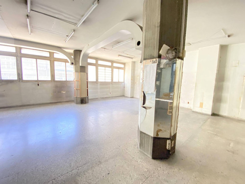 Imagen 2 de 8 de Venta Local Comercial Con 289 Mts2 En Cordã³n