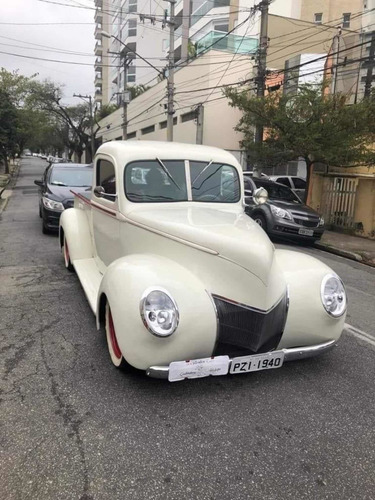 Ford Pickup
