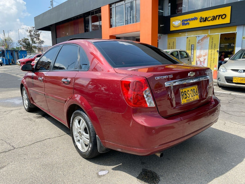 Imagen 8 de 25 de Chevrolet Optra Advance 2010