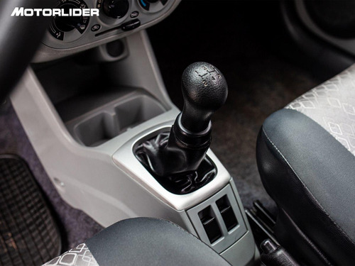 Imagen 21 de 25 de Suzuki Alto Gl 800 Extra Full | Permuta / Financia