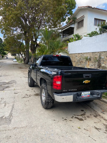 Imagen 4 de 8 de Chevrolet Silverado 4x2